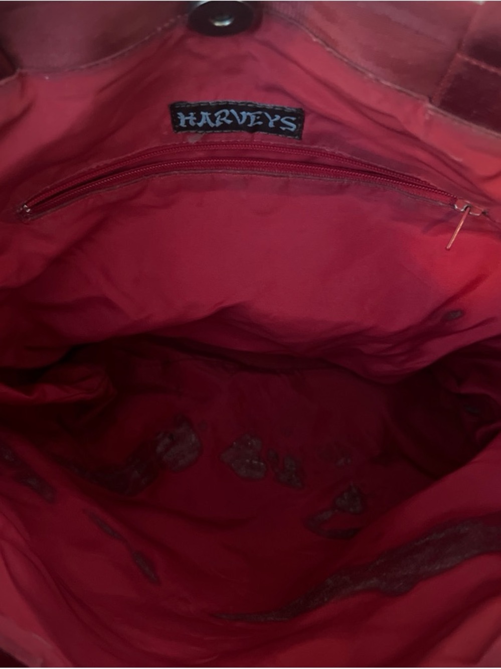 Harveys Red Tote with Zipper Seat belt bag Pocket